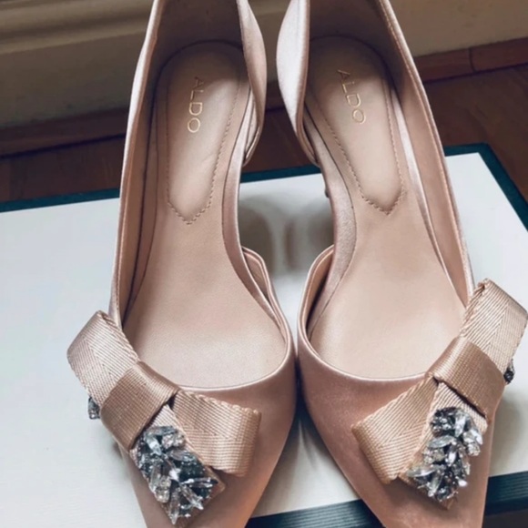 Aldo Shoes - Aldo Nude Heels with Decorative Bow